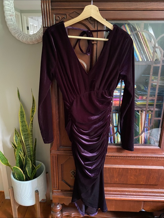le chateau Dresses & Skirts - le chateau Deep Plum Velvet Ruched V-Neck Long Sleeve Dress